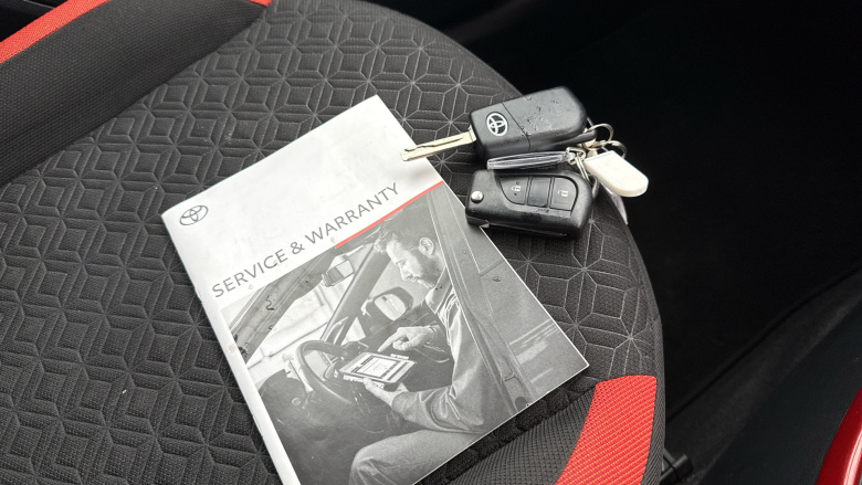 Toyota Aygo X 1.0 VVT-i Edge 5dr Petrol Hatchback